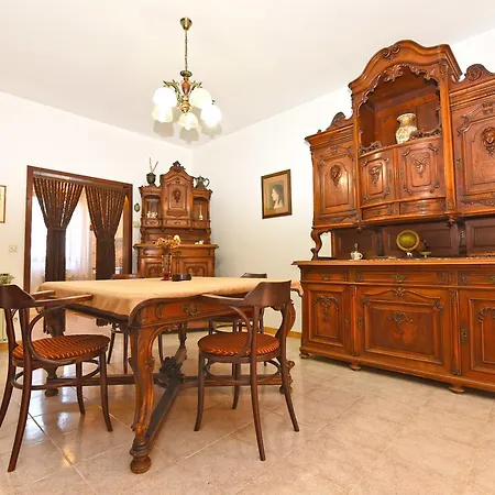 Apartment Milena 1560 Fazana