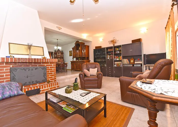 Milena 1560 Apartman *