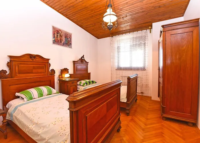 Milena 1560 *
